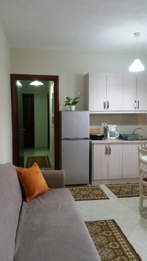 Christos Apartments Sarandë Esterno foto