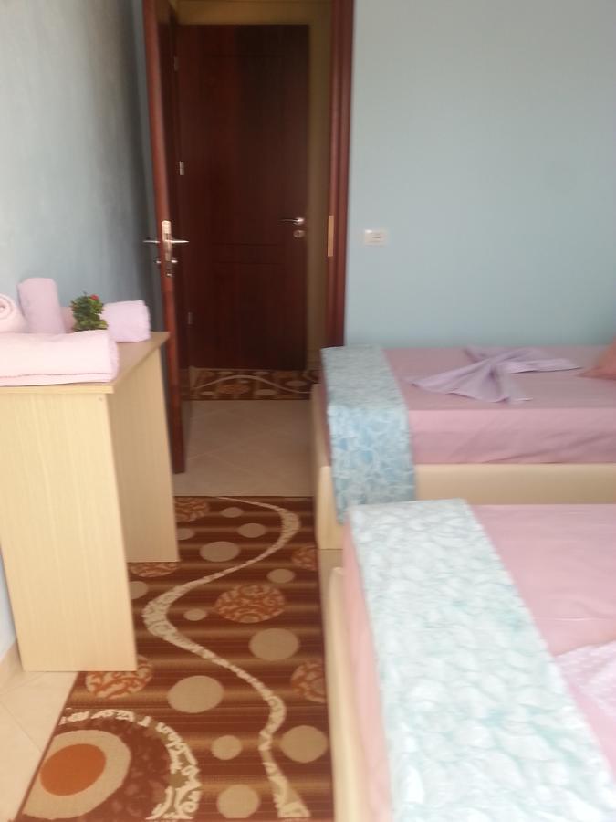 Christos Apartments Sarandë Esterno foto