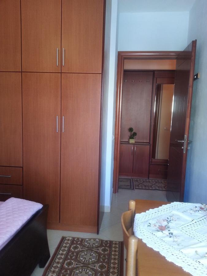 Christos Apartments Sarandë Esterno foto