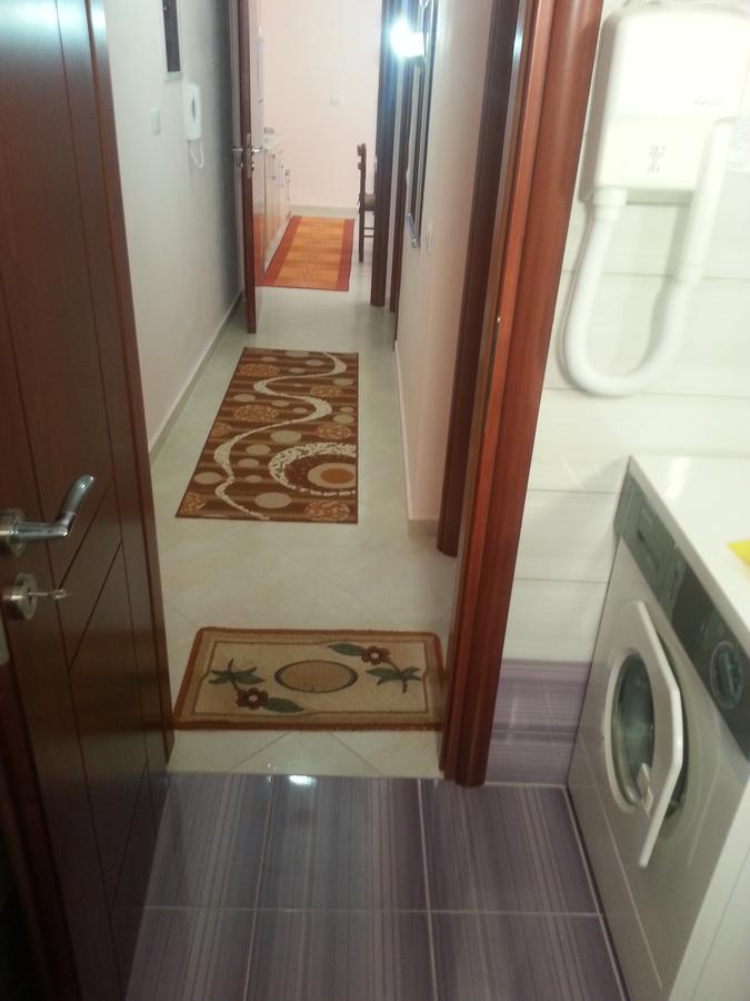 Christos Apartments Sarandë Esterno foto